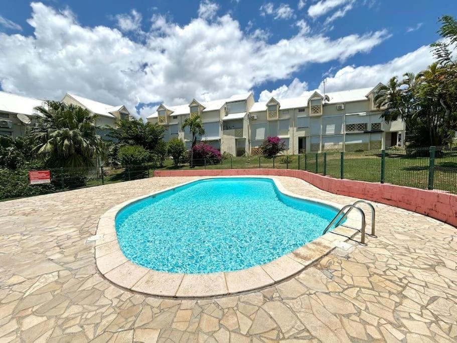 Le Studio Oncle Sam - Acces Piscine Et Plage Ле Госие Екстериор снимка