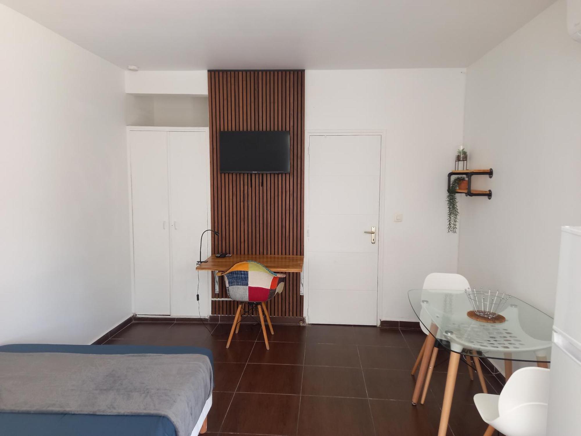 Le Studio Oncle Sam - Acces Piscine Et Plage Ле Госие Екстериор снимка